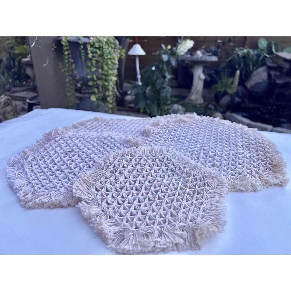 Pink Handmade Vintage Flower Loom Woven Doilies Starburst Yarn Placemat Set Of 4